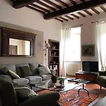 Casa Capanni Fila كورتونا