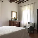 Casa Capanni Fila * كورتونا