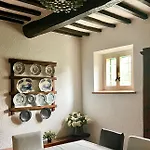 Casa Capanni Fila كورتونا
